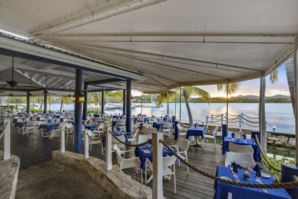 st james club and villas