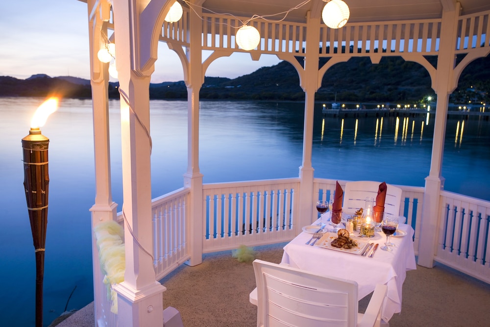 st james club and villas