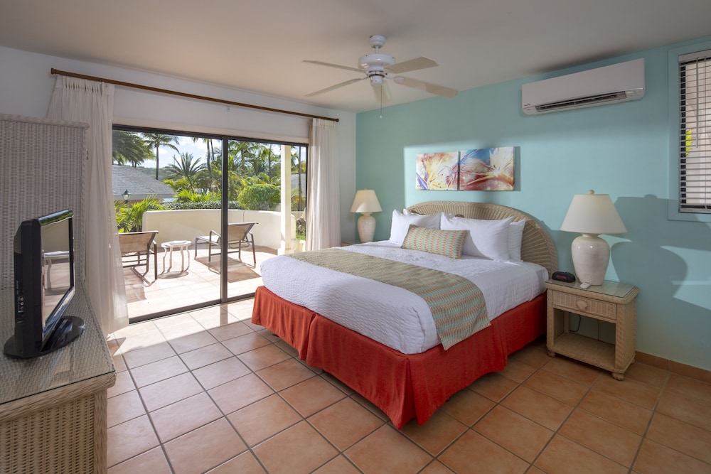 st james club and villas