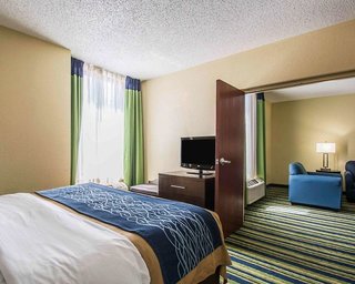 comfort inn and suites lantana west palm beach south