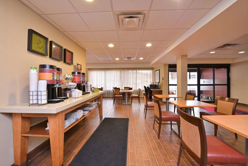 mcknight hotel