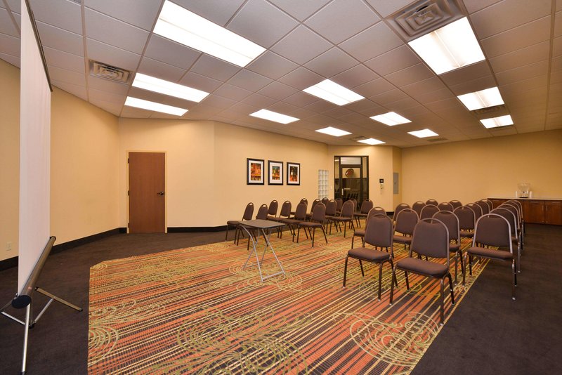 mcknight hotel