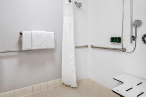 courtyard by marriott pittsburgh airport