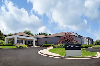 Courtyard By Marriott Pittsburgh Airport,Coraopolis>>Allegheny County,3 star