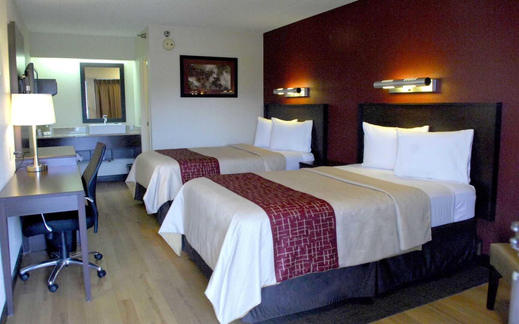 red roof inn plus pittsburgh south airport