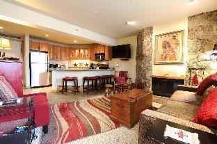 laurelwood condominiums