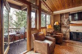 laurelwood condominiums