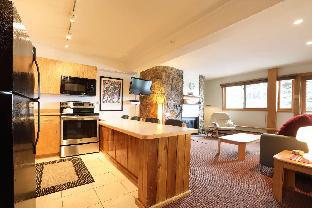 laurelwood condominiums