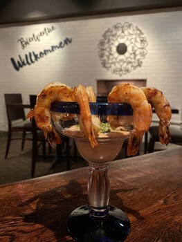 laurelwood condominiums