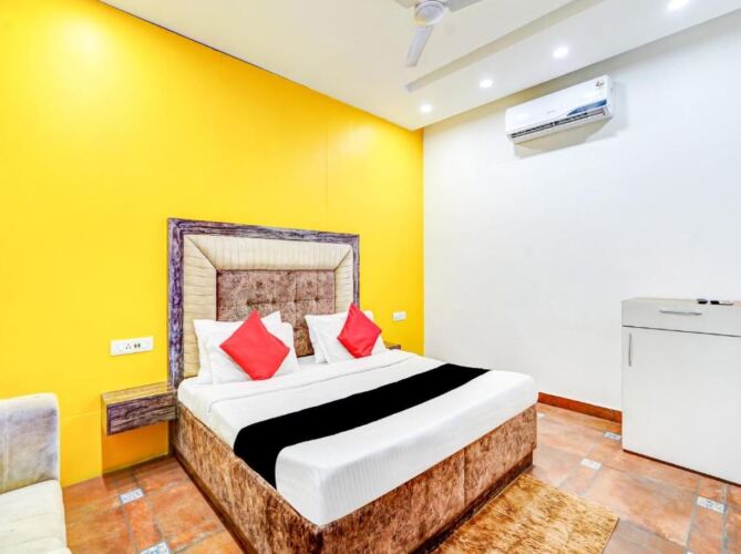 hotel mannat