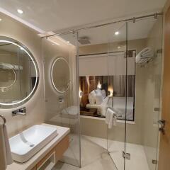 Damson Plum,Golf City,4 star