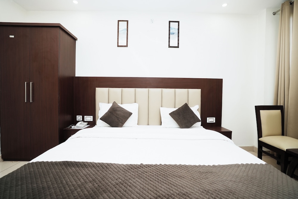 hotel the 7 seas