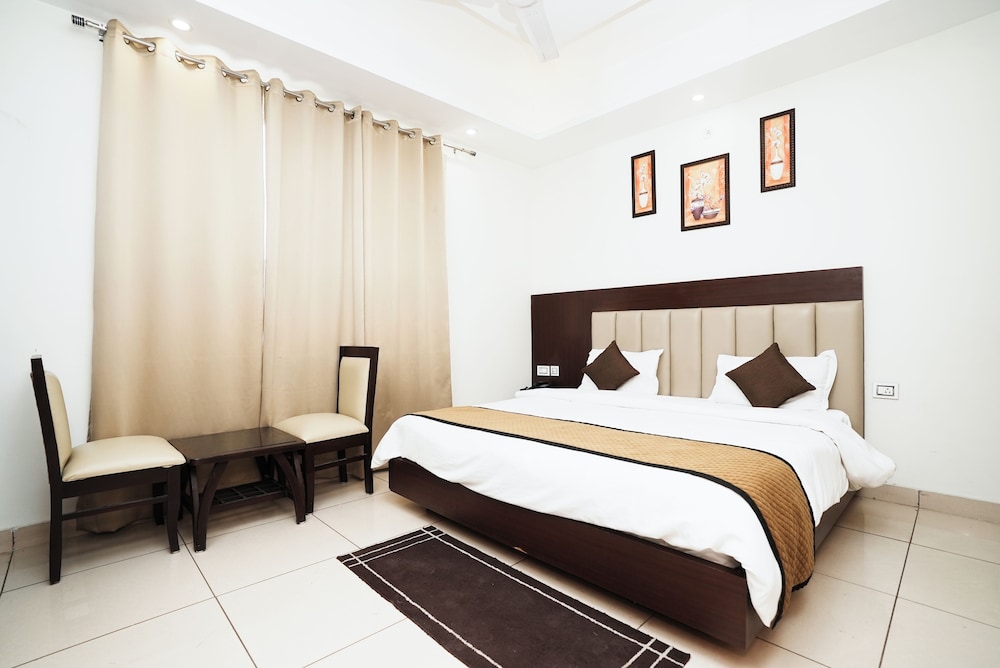 hotel the 7 seas