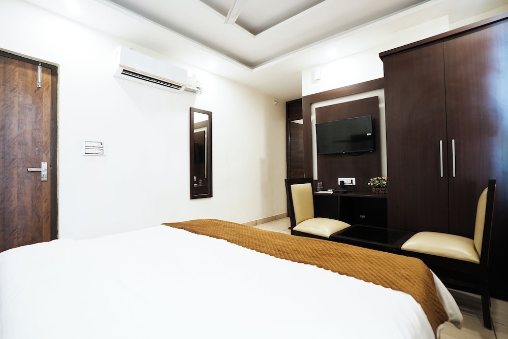 hotel the 7 seas