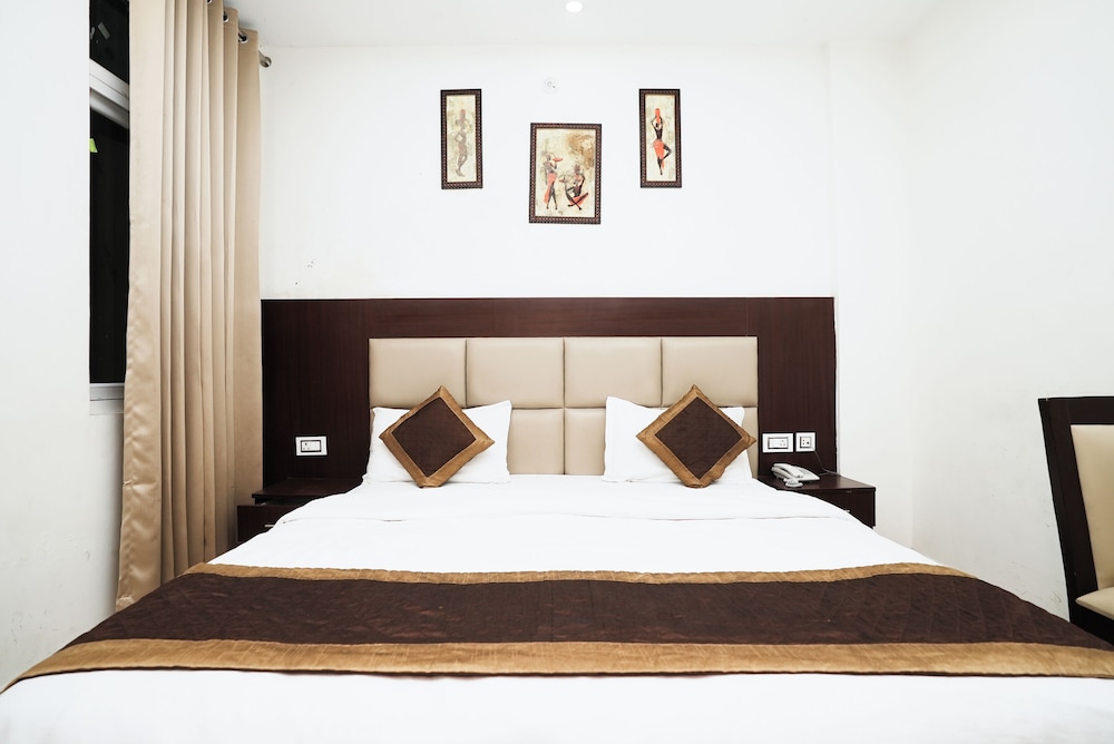 hotel the 7 seas