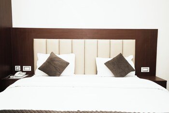 hotel the 7 seas
