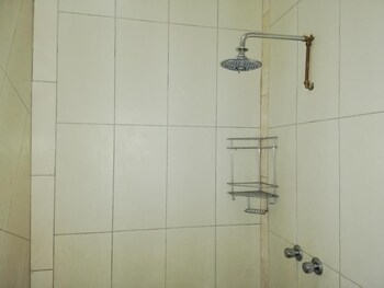 defountain guest house
