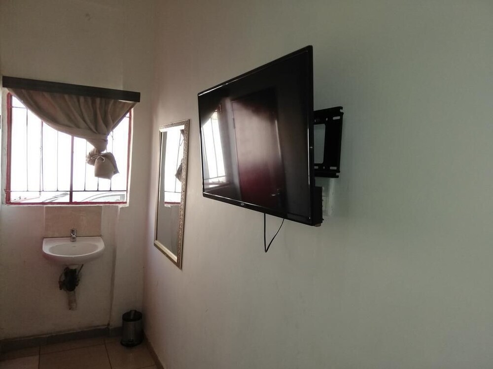 defountain guest house