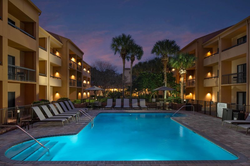Courtyard By Marriott Jacksonville At Mayo Clinic Campus/Beaches