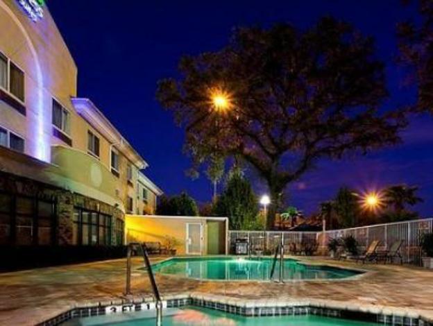 holiday inn express jacksonville blount island by ihg