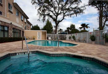 holiday inn express jacksonville blount island by ihg