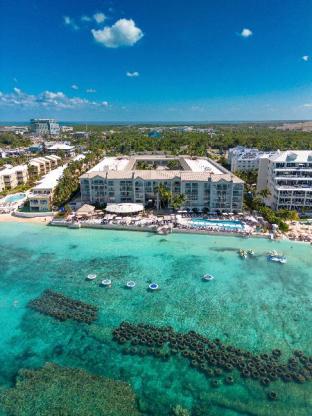 Grand Cayman Marriott Resort,George Town>>Cayman Islands,5 star