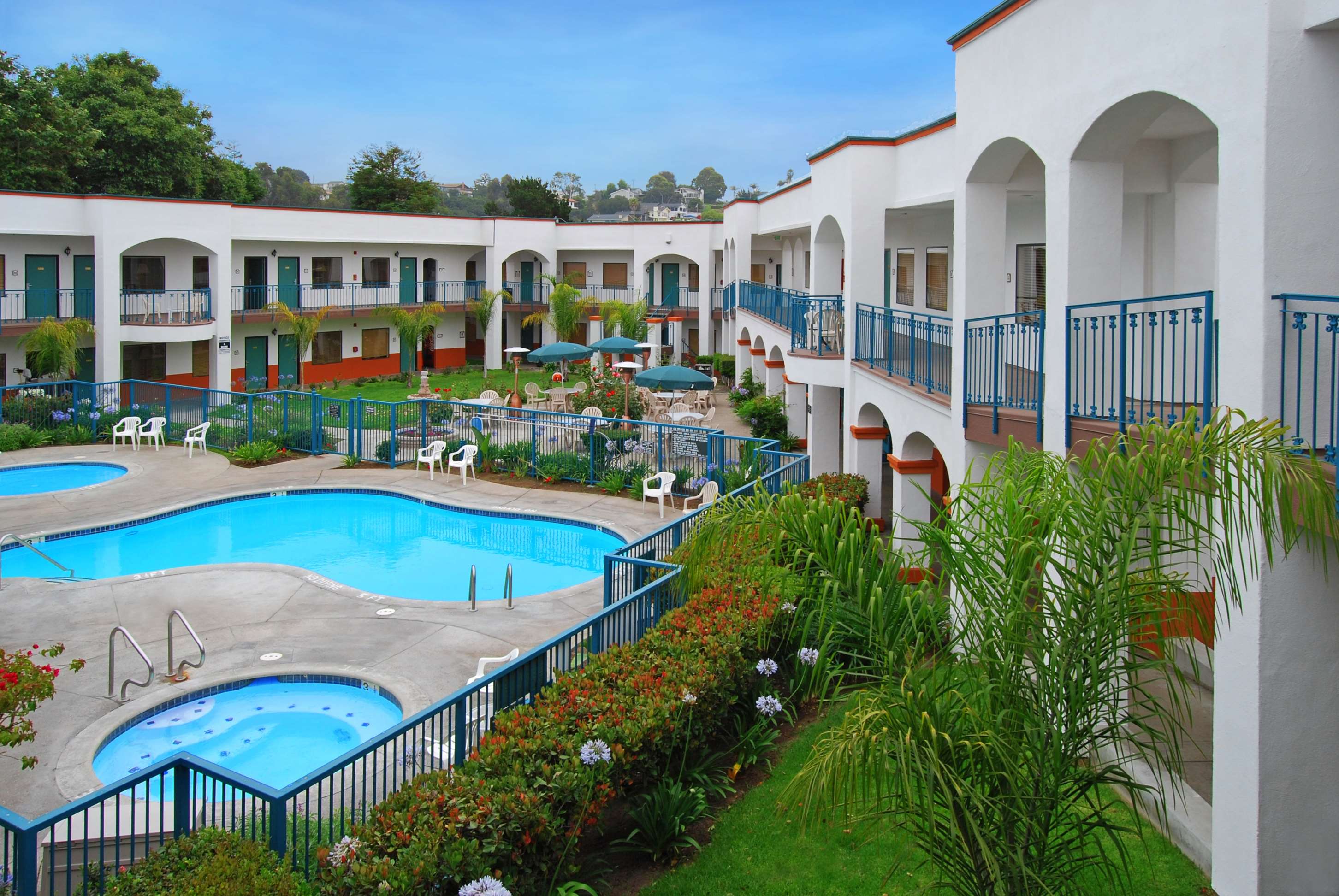 oxford suites pismo beach