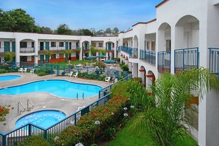 oxford suites pismo beach