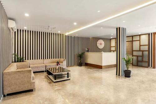 seasons a boutique hotel