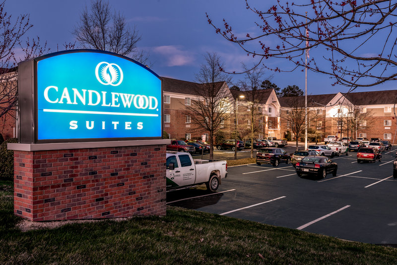 Candlewood Suites Richmond-West, An Ihg Hotel