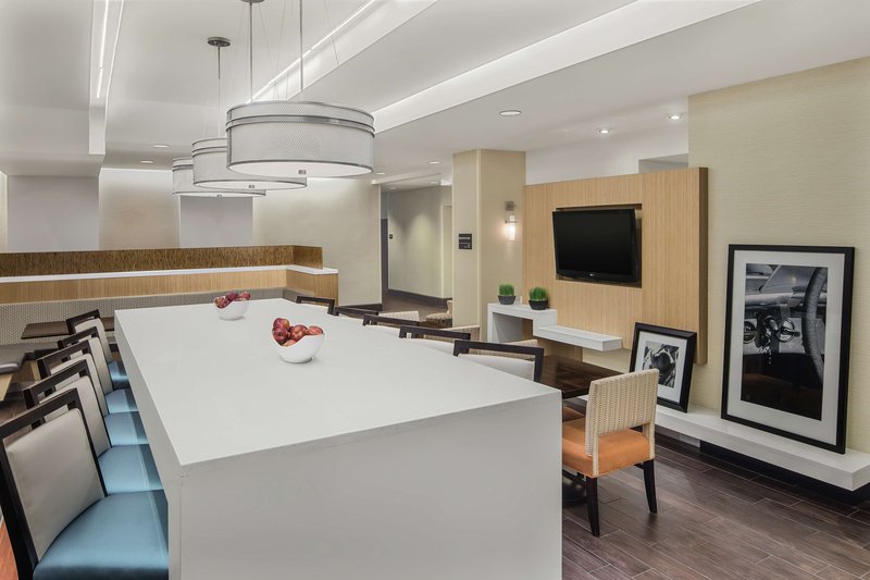 hampton inn richmond southwest hull street