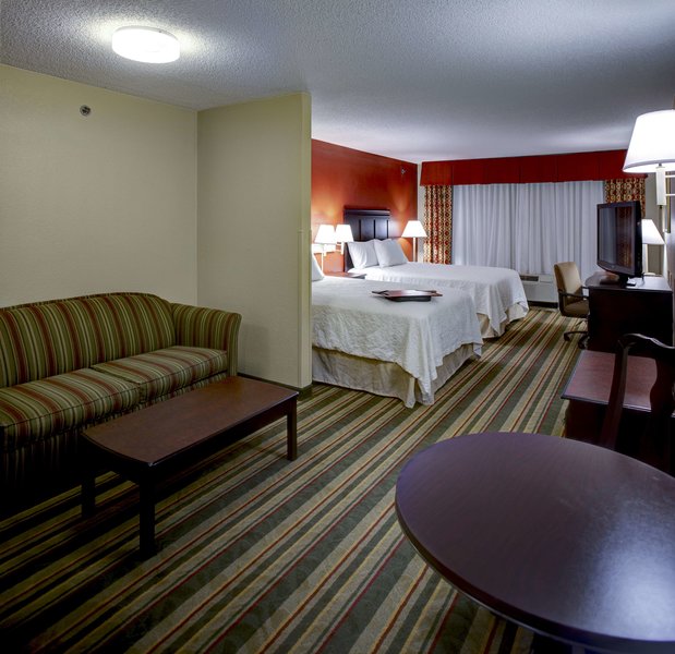 hampton inn richmond southwest hull street