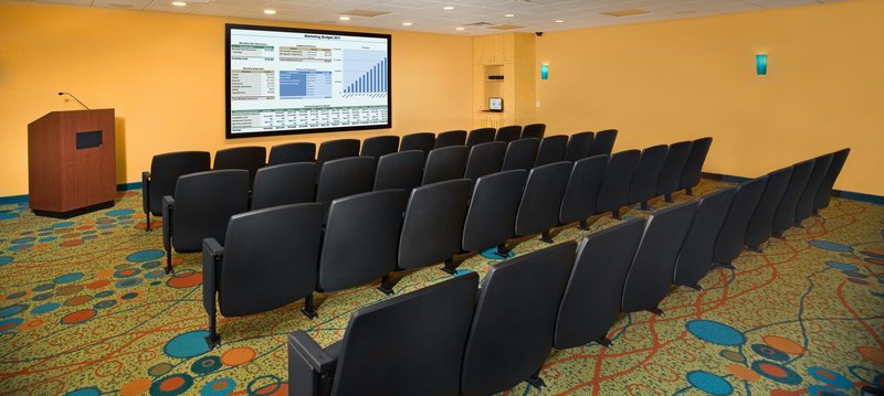 holiday inn and suites virginia beach north beach by ihg
