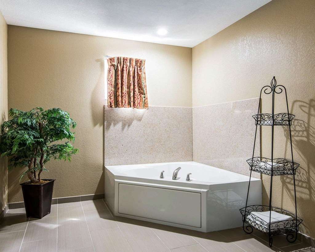 holiday inn kansas city downtown by ihg