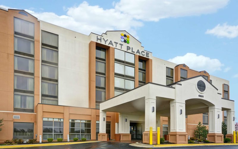 hyatt place kansas city overland park metcalf