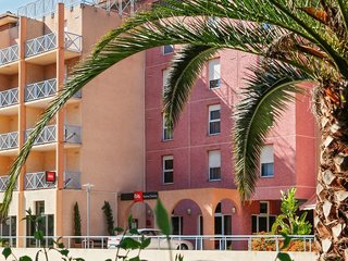 Ibis Hyeres Centre,Hyères>>Hyeres,3 star