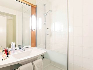 ibis hyeres centre