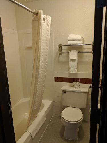 boarders inn and suites by cobblestone hotels ripon