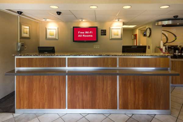 red roof inn dayton north airport