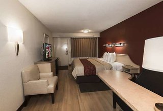 red roof inn dayton north airport