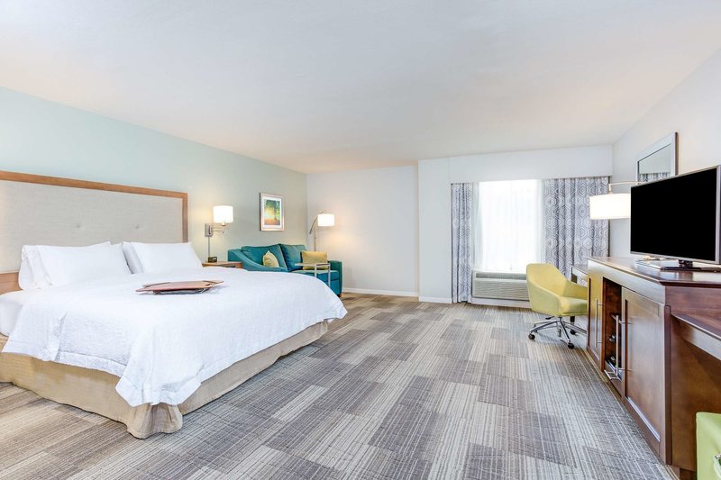 hampton inn and suites macon i 475