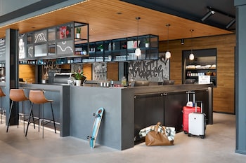 moxy bristol a marriott hotel