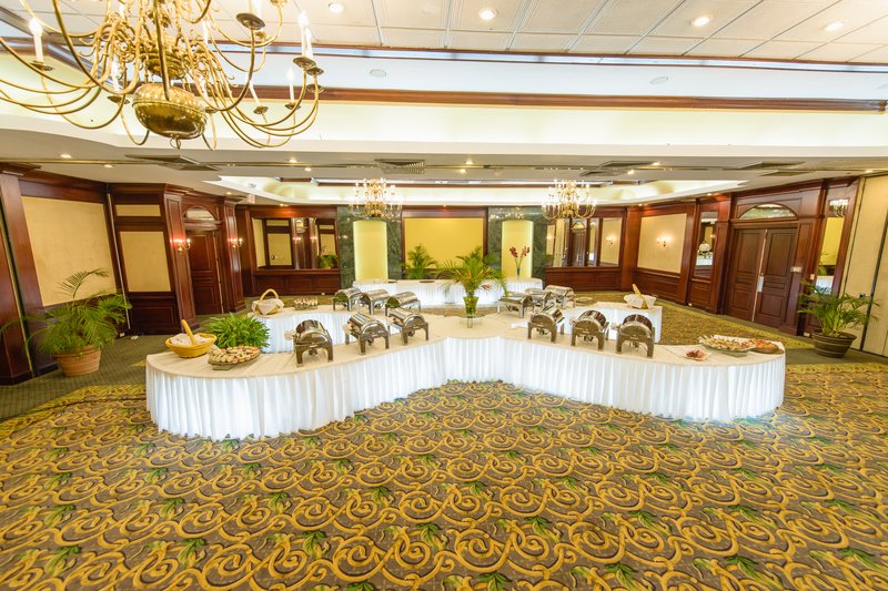 hotel globales camino real managua