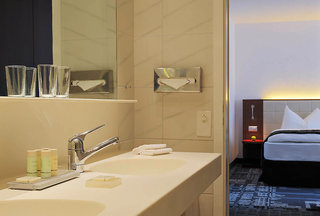 Radisson Blu Hotel, Basel,Huningue>>Basel,4 star