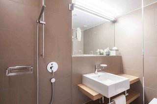 Pullman Basel Europe,Cocteau-Kabinett>>Basel,4 star
