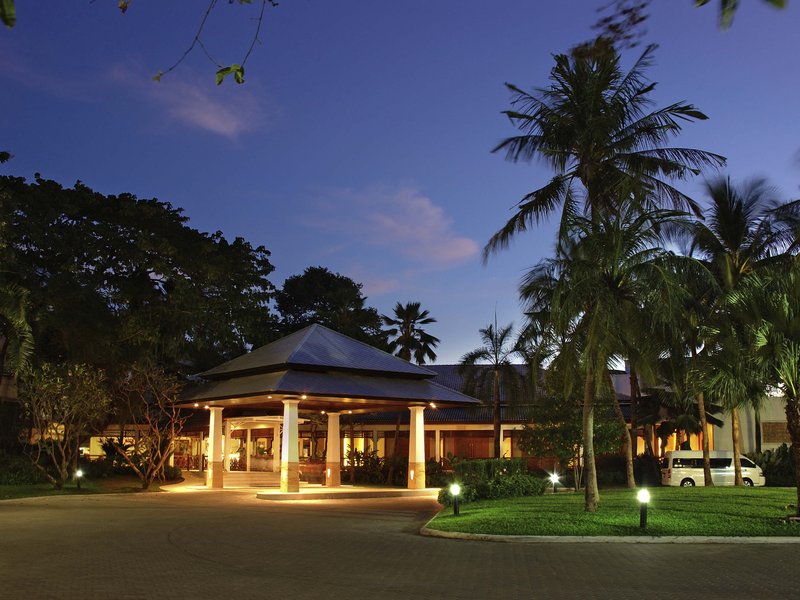 novotel rayong rim pae resort