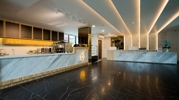 b2 krabi premier hotel