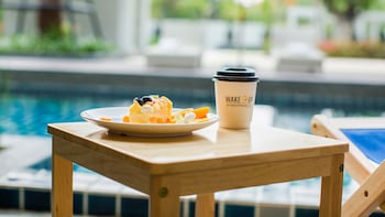 b2 krabi premier hotel