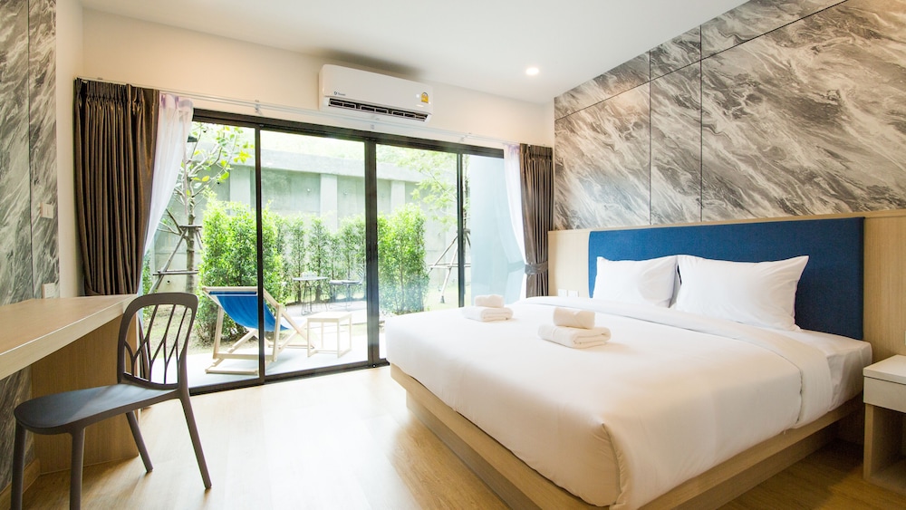 b2 krabi premier hotel