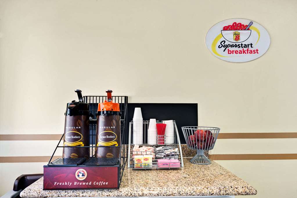 super 8 by wyndham kokomo